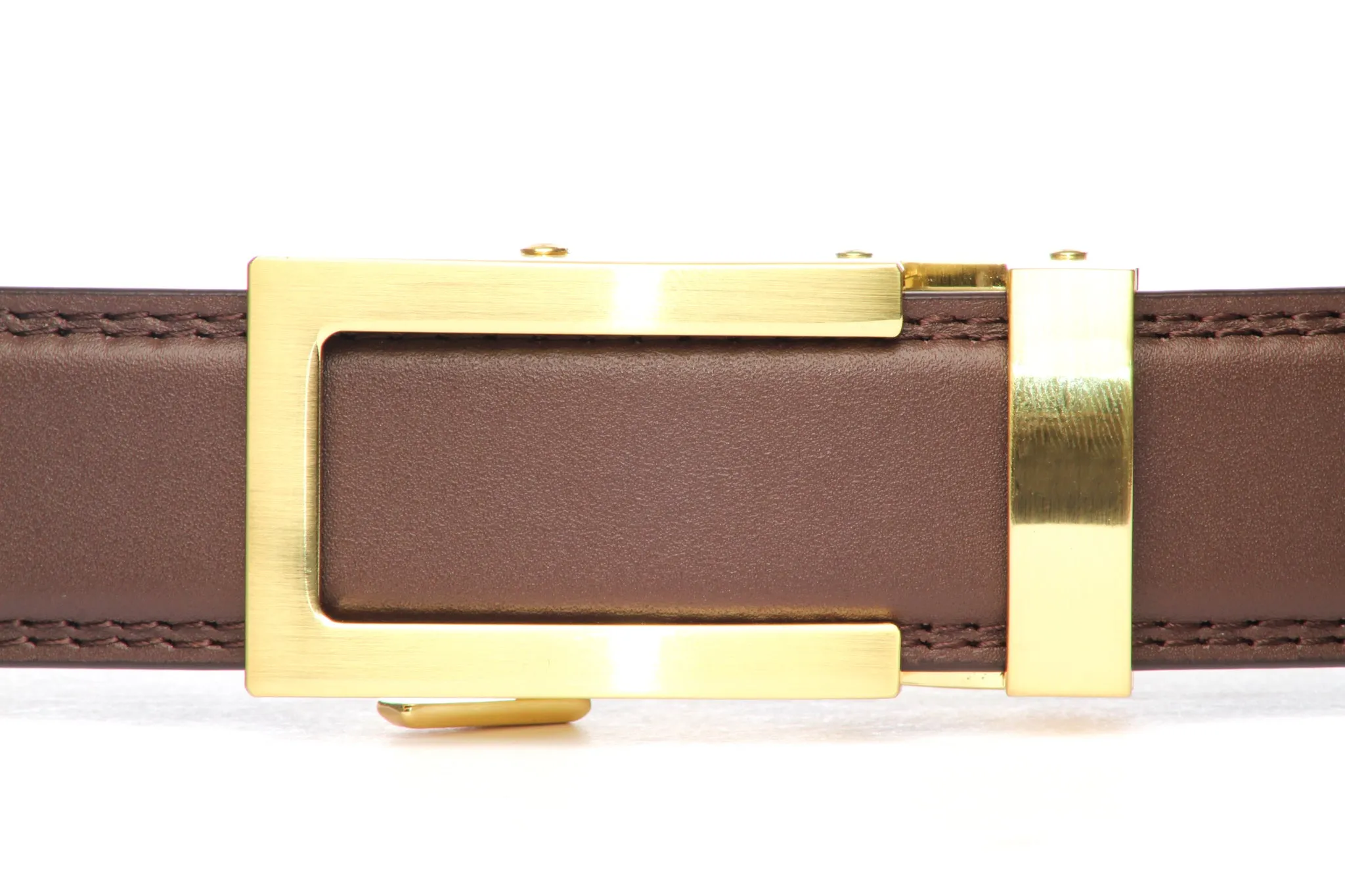 1.25" Traditional Buckle in Gold