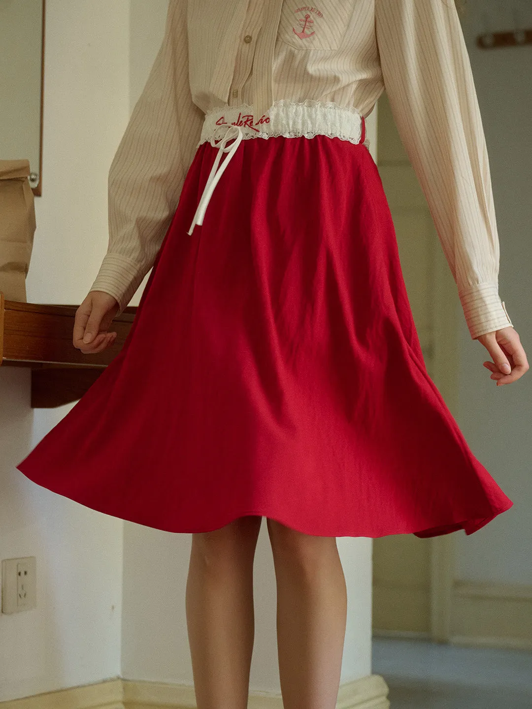 Cielo SR Logo Embroidered Contrast Lace Belt Red Skirt