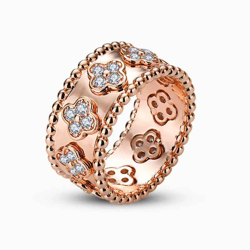 Elegant Clover Ring