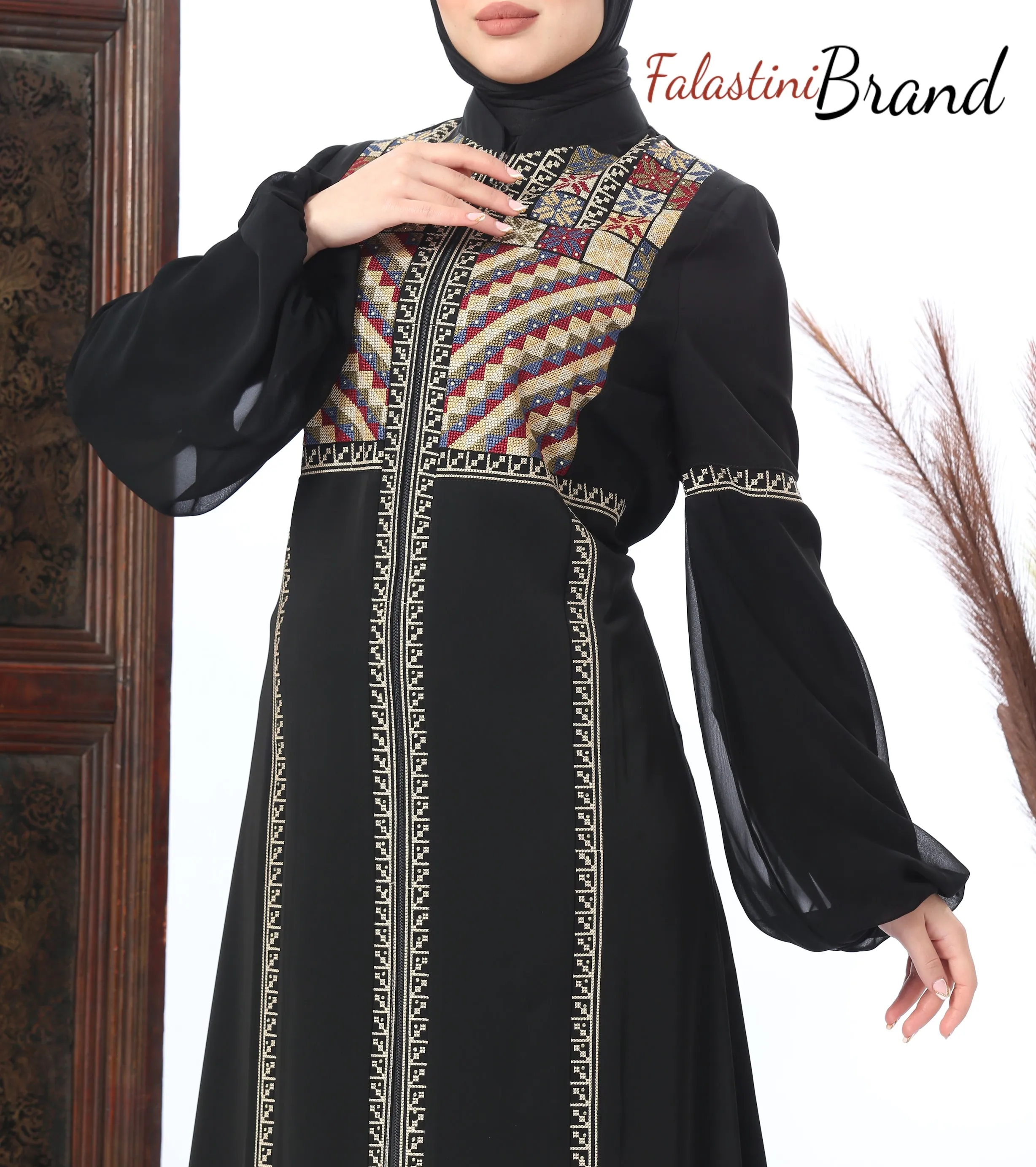 Elegant Embroidered Black Abaya With Stylish Embroidery