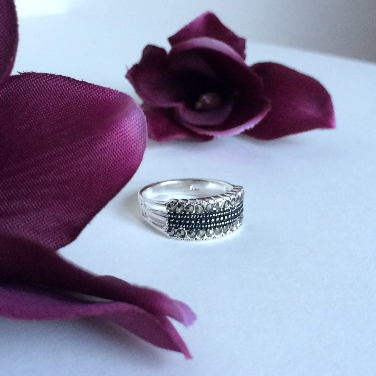 Elizabethan Elegance Ring - VR136