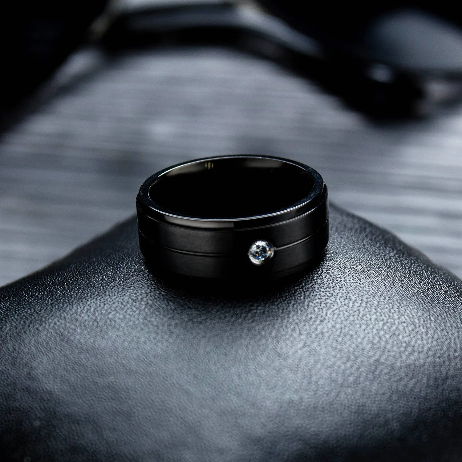 Men's Fashion Black Simple Ring