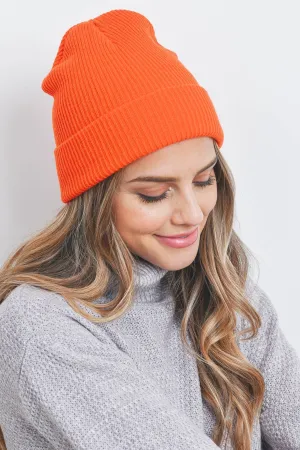 PLAIN AND SIMPLE KNITTED FASHION BEANIE