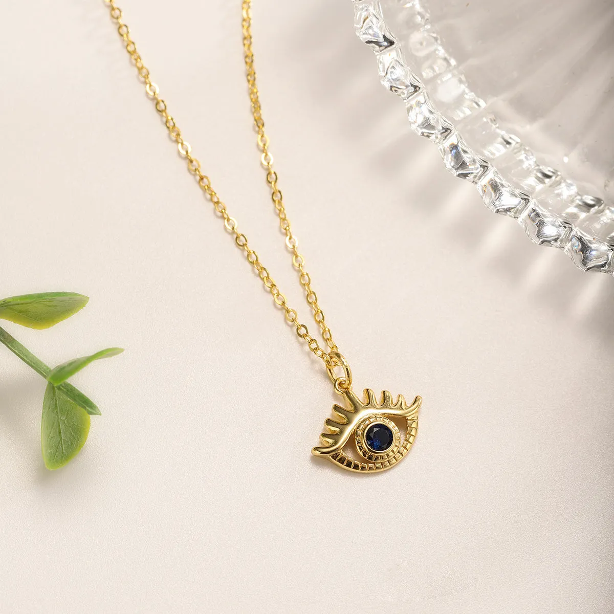 Sapphire Diamond Hollow Eye Chain Necklace