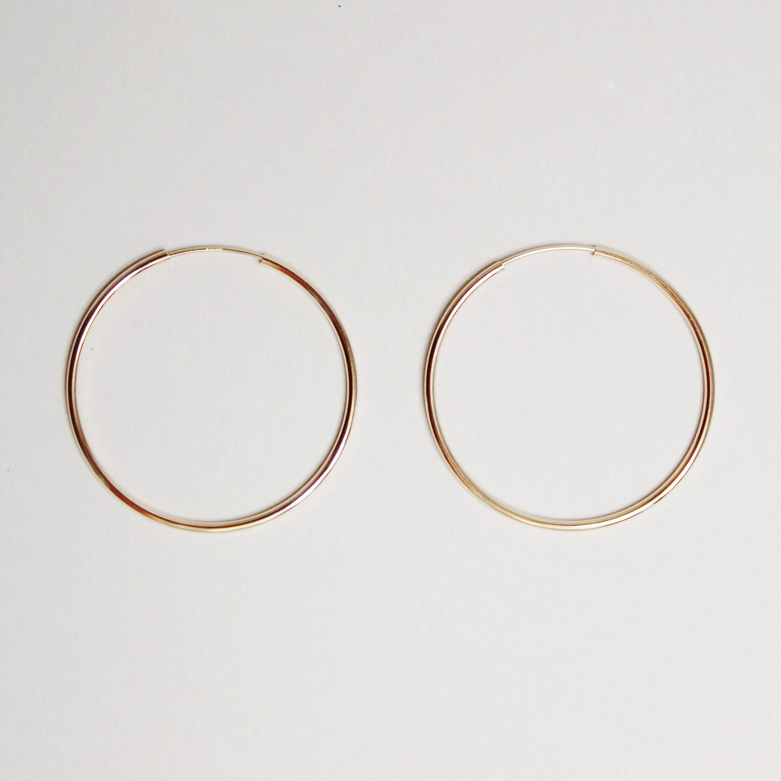 Thin Hoops 24mm