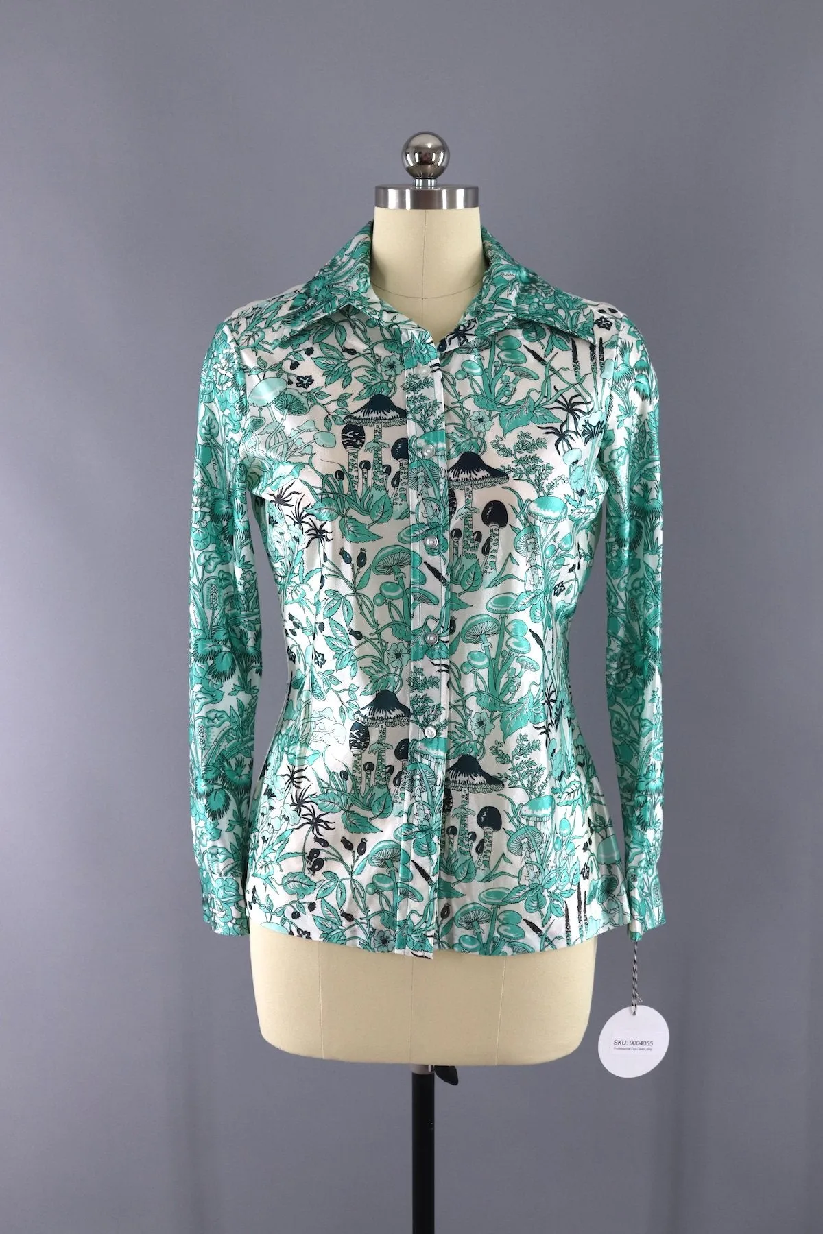 Vintage 1970s Psychedelic Novelty Print Mushrooms Shirt